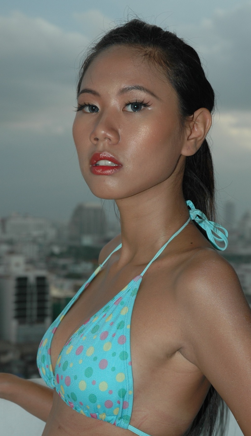 Female model photo shoot of kelvalin in bkk