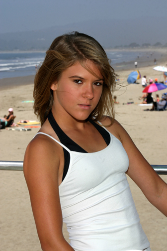 Female model photo shoot of Sydney Allen in Stinson Beach CA