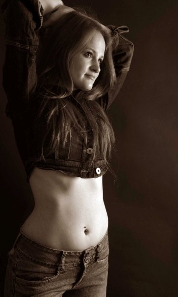 Female model photo shoot of Holly Marshall by Amanda Stewart