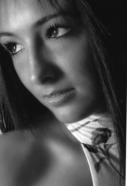 Female model photo shoot of Kelly-Jayne57
