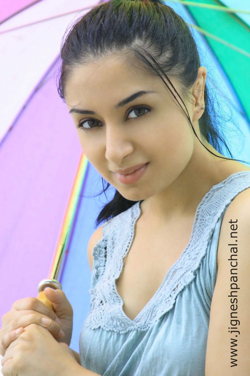Female model photo shoot of Dipika Parmar