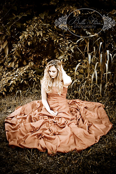 Female model photo shoot of Bella Flora Photography in Nashville, TN