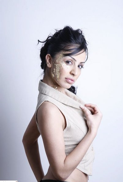 Female model photo shoot of  Razia B