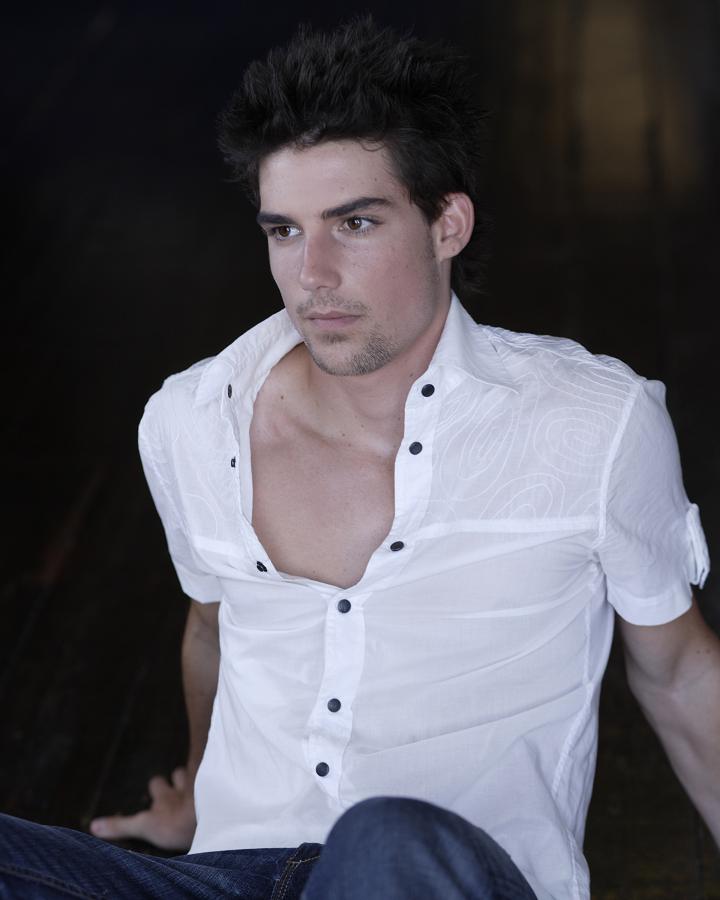 Male model photo shoot of Dylan Hyne