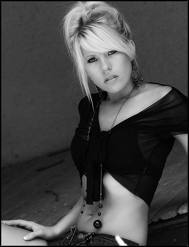 Female model photo shoot of Lauren Taylor by mPm Studios in Longview Ranch