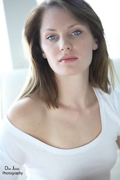 Female model photo shoot of Sarah Wendtlandt