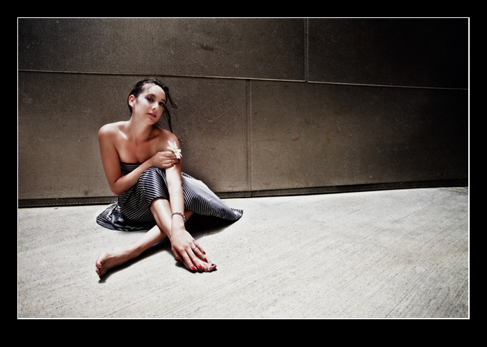 Female model photo shoot of Photo - Grafika