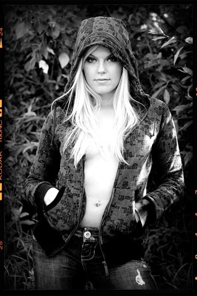 Female model photo shoot of TamsenLeigh by NinoRoy in Hawrelak Park