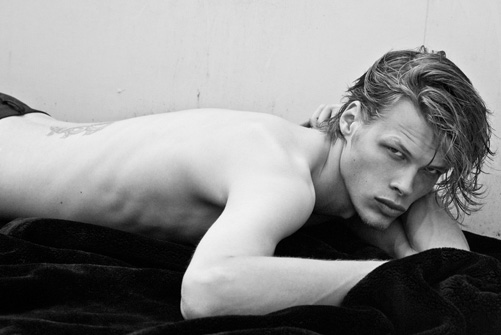 Male model photo shoot of Damien Van Der Vlist