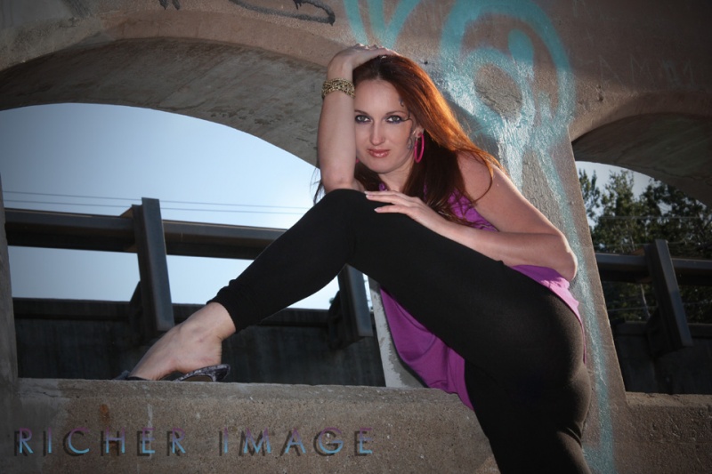 Female model photo shoot of Olga23