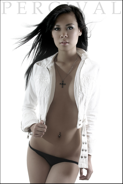 Female model photo shoot of Jei Lynn by percival
