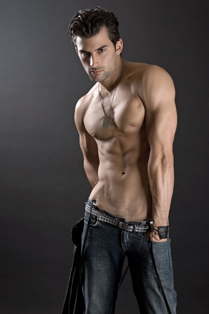 Male model photo shoot of LukeMatthew