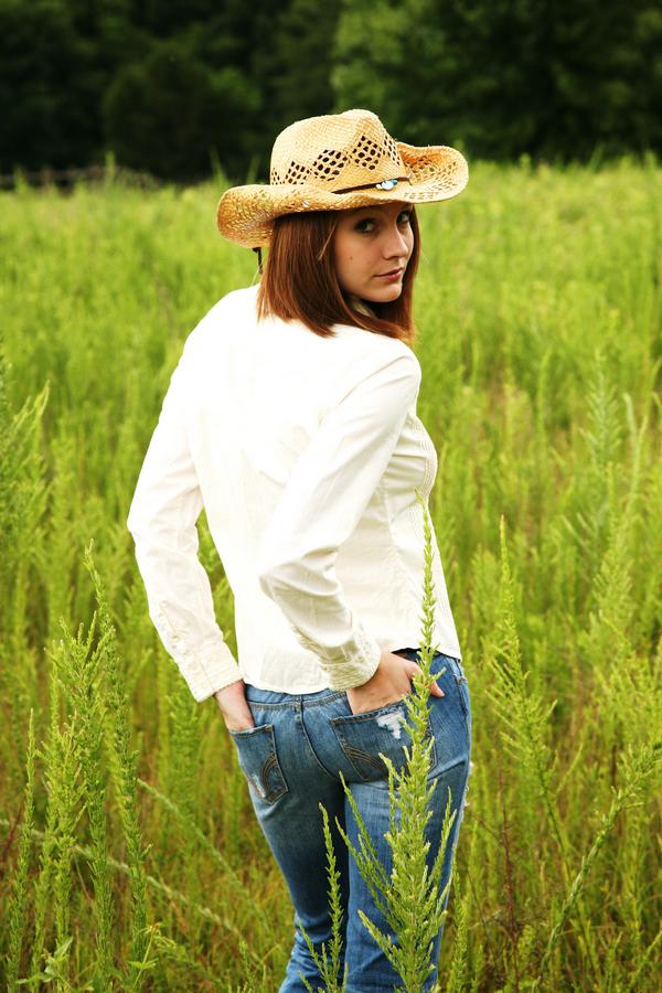 Female model photo shoot of Mackenzie Lang in Plano, Kentucky 
