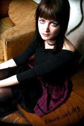 Female model photo shoot of Lisa Marie Shred