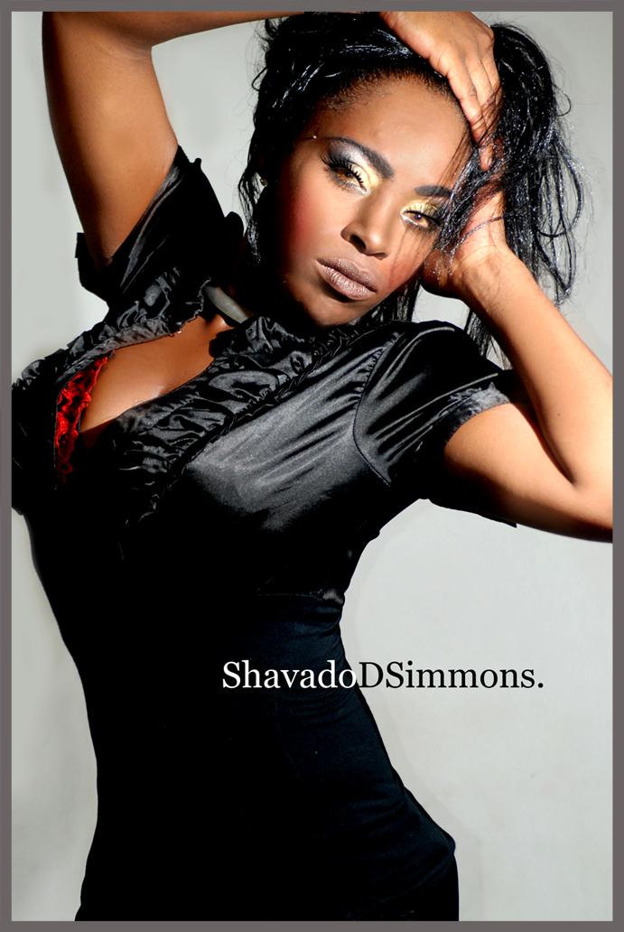 Male model photo shoot of ShavadoDSimmons