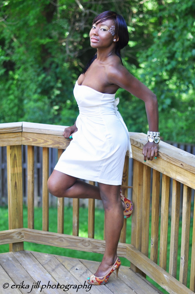 Female model photo shoot of Dwelley by ejs2011 Photography