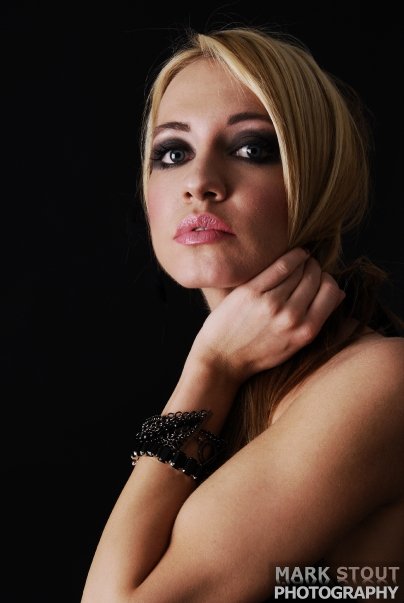 Female model photo shoot of Samantha Lawson