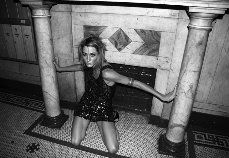 Female model photo shoot of Elizabeth Rathbone