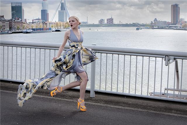 Female model photo shoot of Oliwia Rosiak by JRfoto in Rotterdam