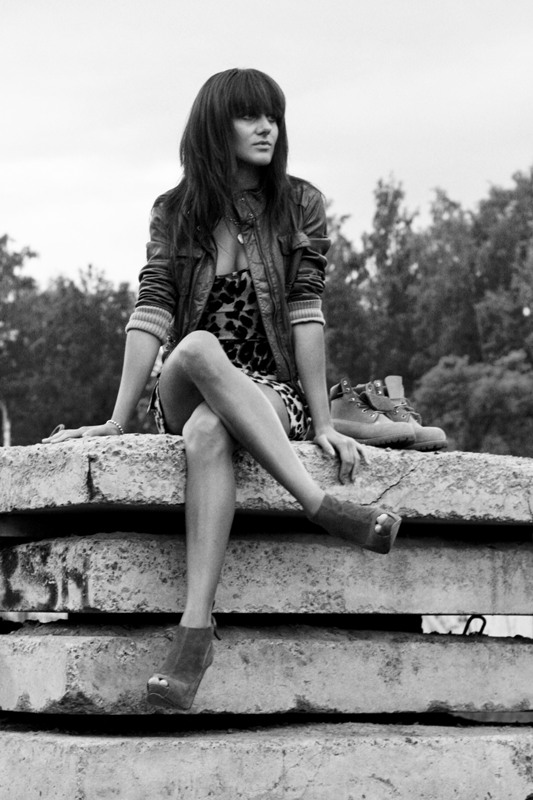 Female model photo shoot of Alexandra Polskaya