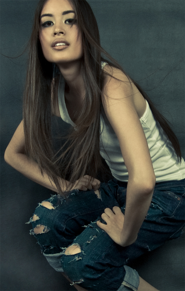 Female model photo shoot of Raquel T