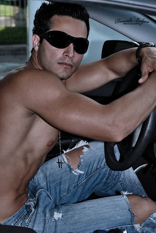 Male model photo shoot of Klezio Ferreira