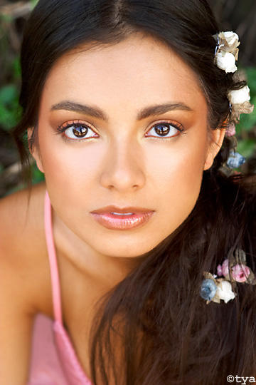 Female model photo shoot of Andrea Ocampo
