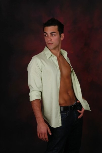 Male model photo shoot of Zachary Austin
