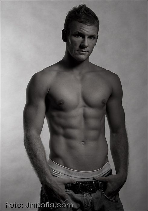 Male model photo shoot of Johan Melin