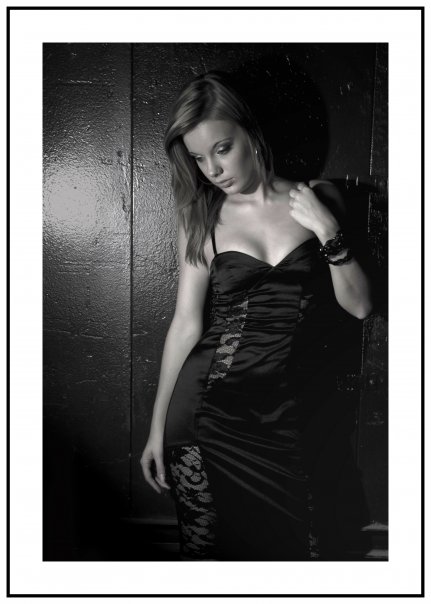 Female model photo shoot of Jessica Desjardins