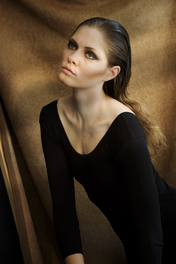 Female model photo shoot of Ira Schiwek