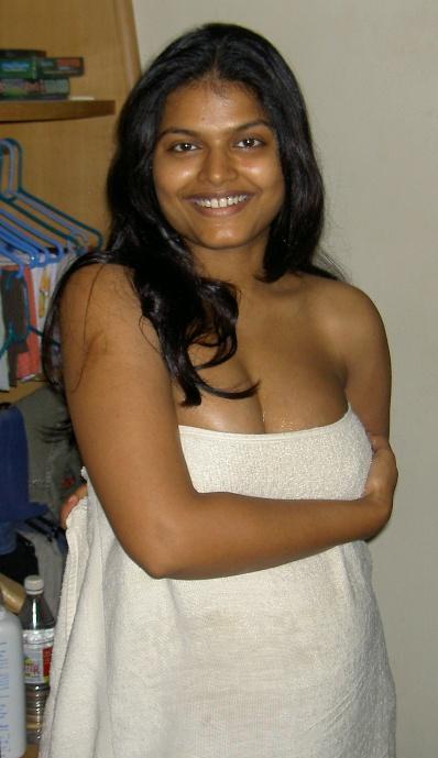 Female model photo shoot of Arpu