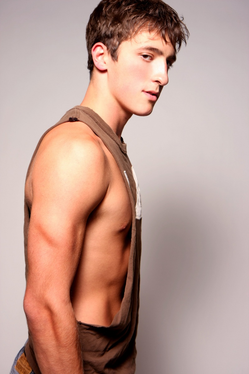 Male model photo shoot of Shaun Strathmeyer by tony gibble photography