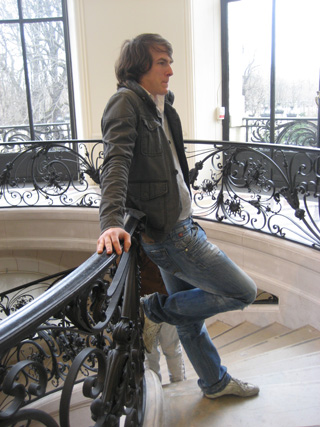 Male model photo shoot of GuillaumeMG in Paris