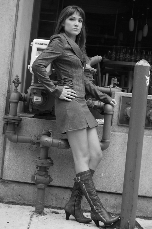 Female model photo shoot of Inna M by NipponKogakuEye