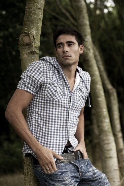 Male model photo shoot of Ed Scott in Leicestershire