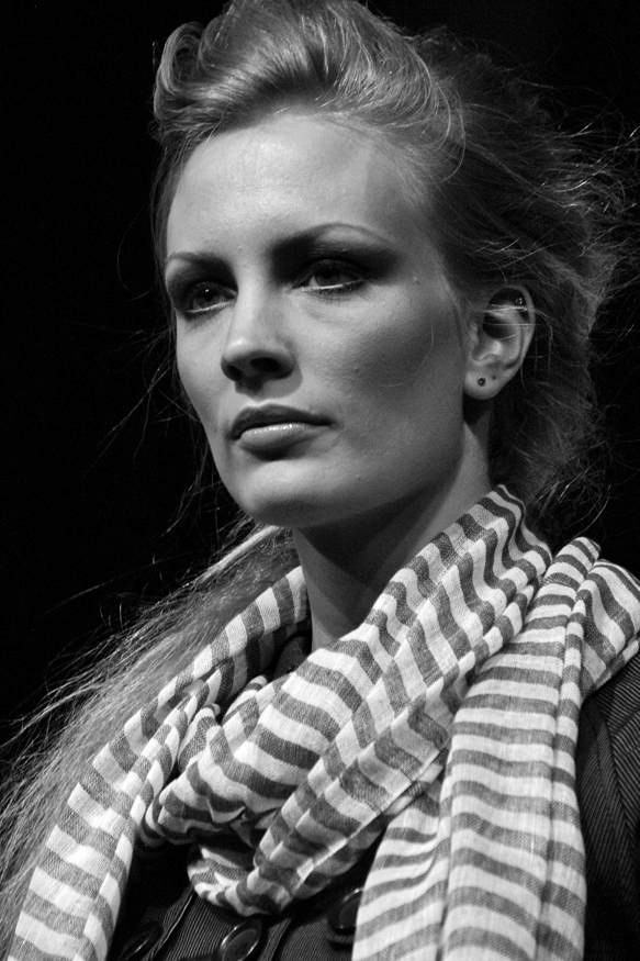 Female model photo shoot of Manon Paradis