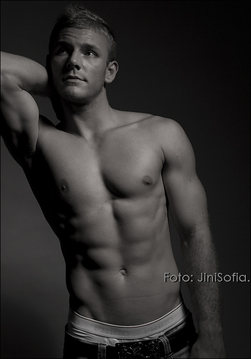 Male model photo shoot of Johan Melin