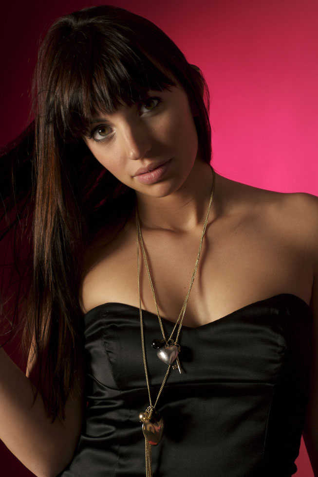 Female model photo shoot of Candice Valetutti