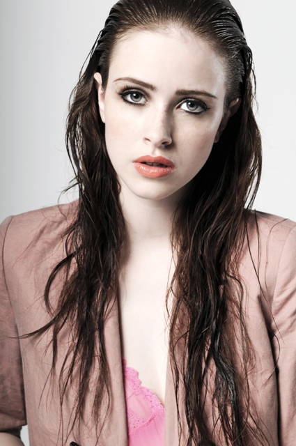 Female model photo shoot of Louisa Daniel