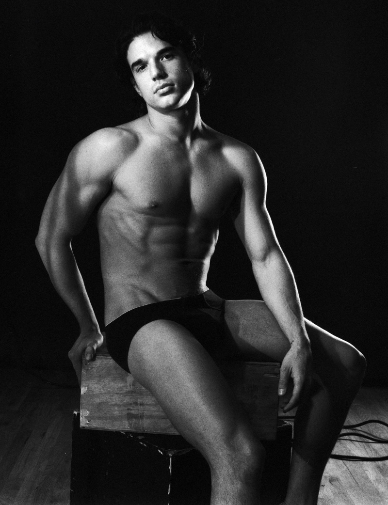 Male model photo shoot of Thomas Whitfield