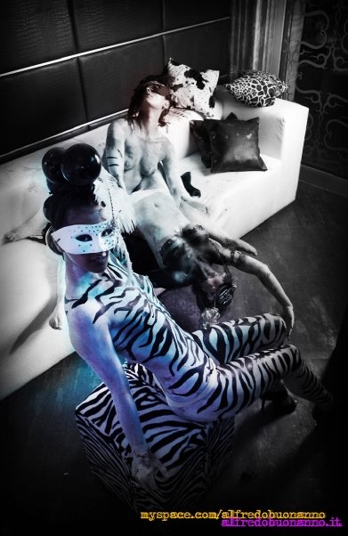 Male model photo shoot of alfredo buonanno in moma lounge 