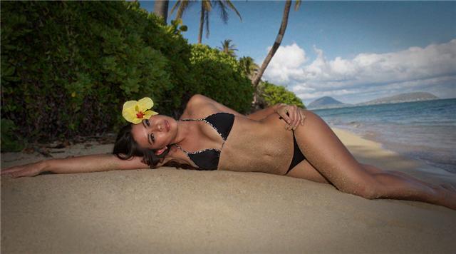 Female model photo shoot of Lilia Merrin in Oahu, HI