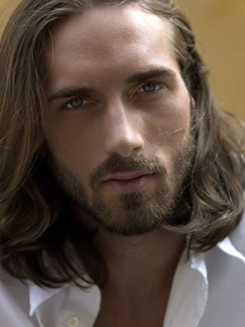 Male model photo shoot of Matthiaso by Studio Ljusspel