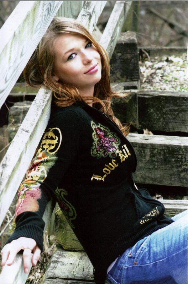 Female model photo shoot of jojo09 in Excelsior Springs Missouri