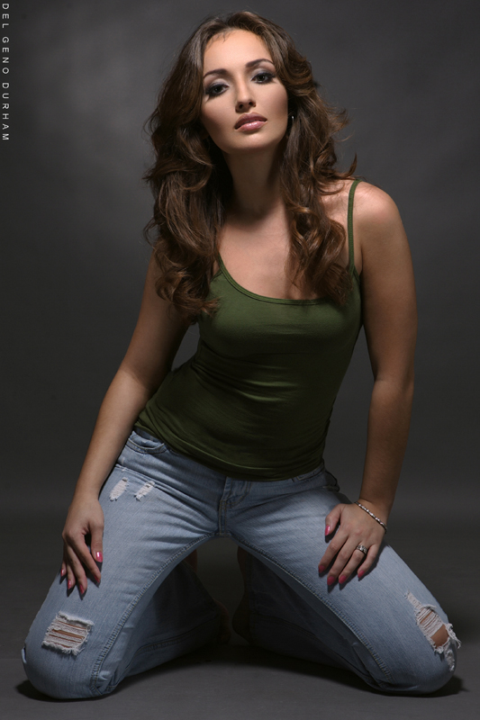Female model photo shoot of Zuni Baskin