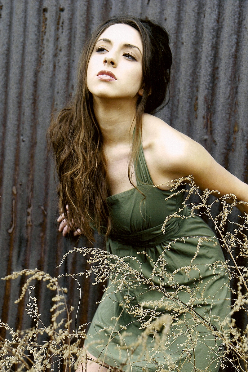 Female model photo shoot of Rachel Ann K