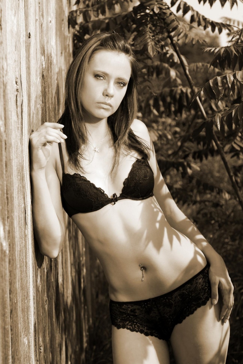 Female model photo shoot of MaryCutieJuly09 in BÃ©cancour