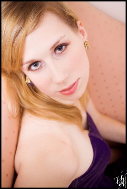 Female model photo shoot of Sarah Castellaw