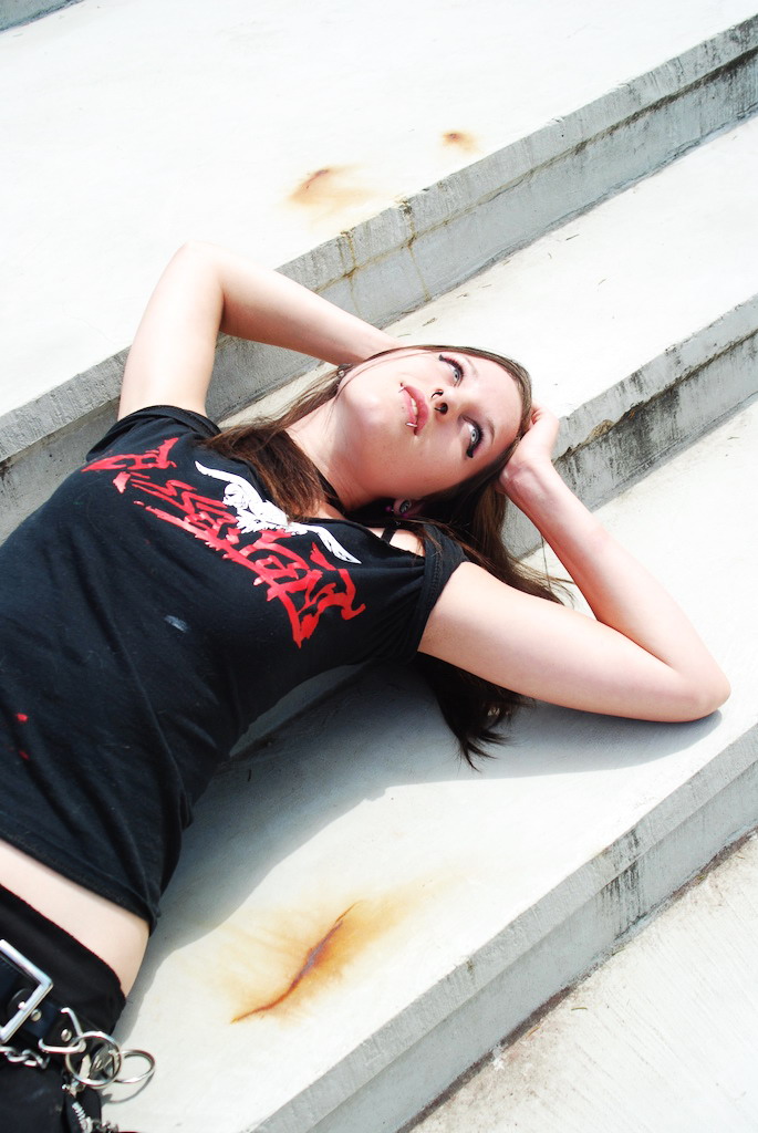 Female model photo shoot of Binx Ohara